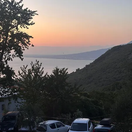 Ara Solis * Arola (Campania)