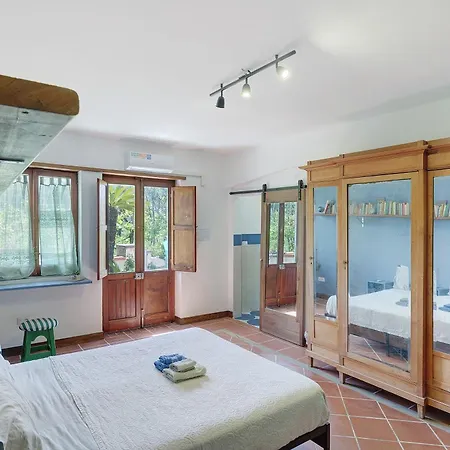 Ara Solis Apartment Arola (Campania)
